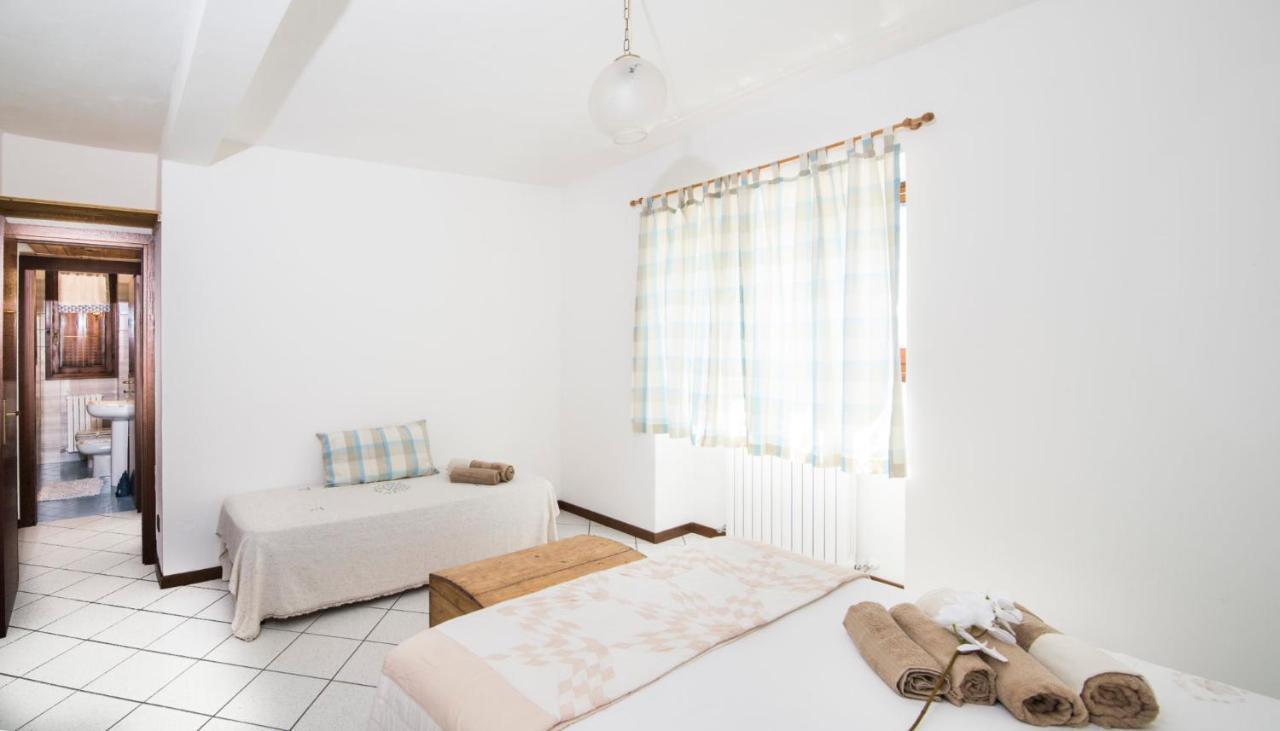 Casa Vacanze Linda Gera Lario Exteriér fotografie