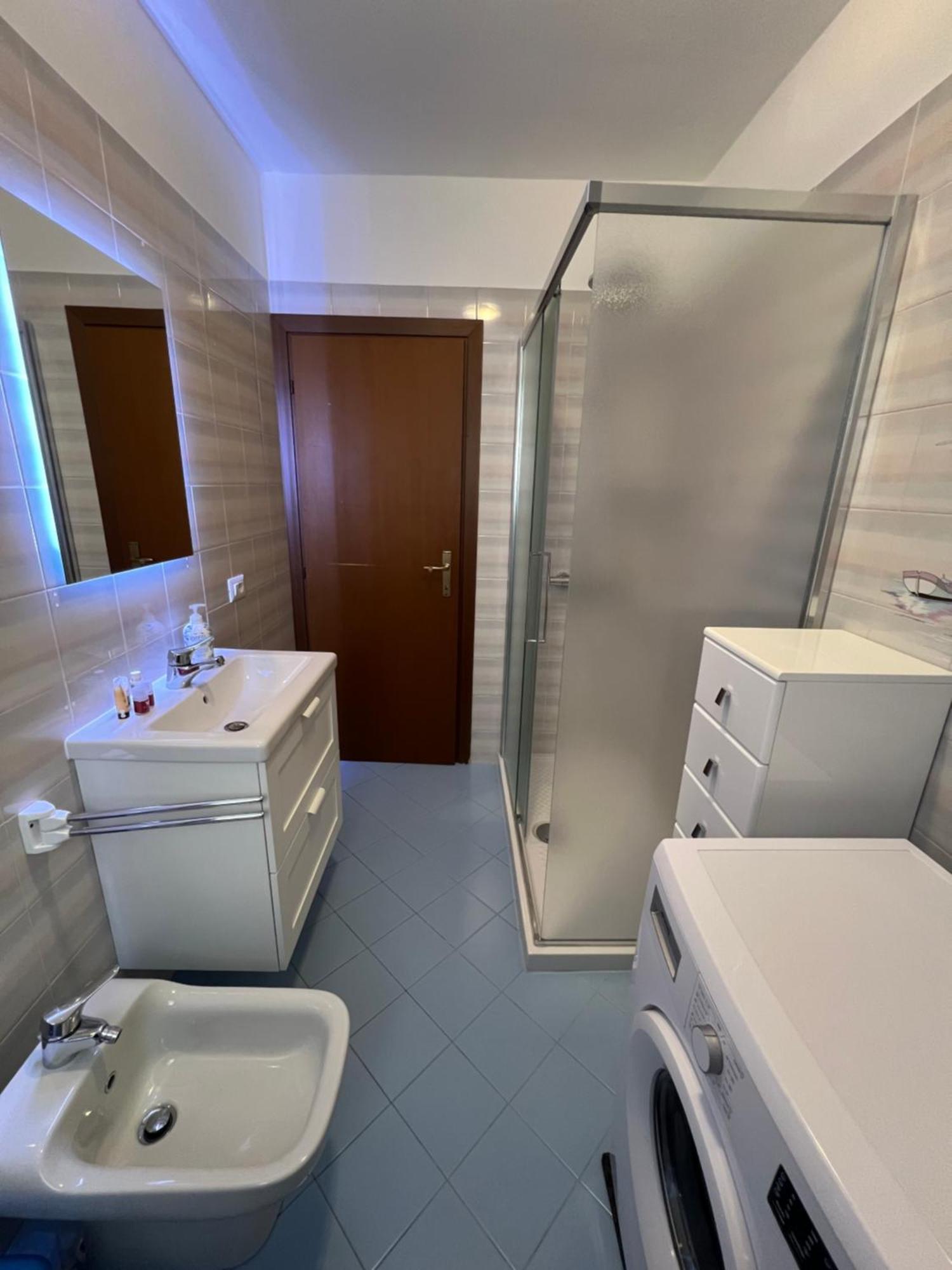 Casa Vacanze Linda Gera Lario Exteriér fotografie