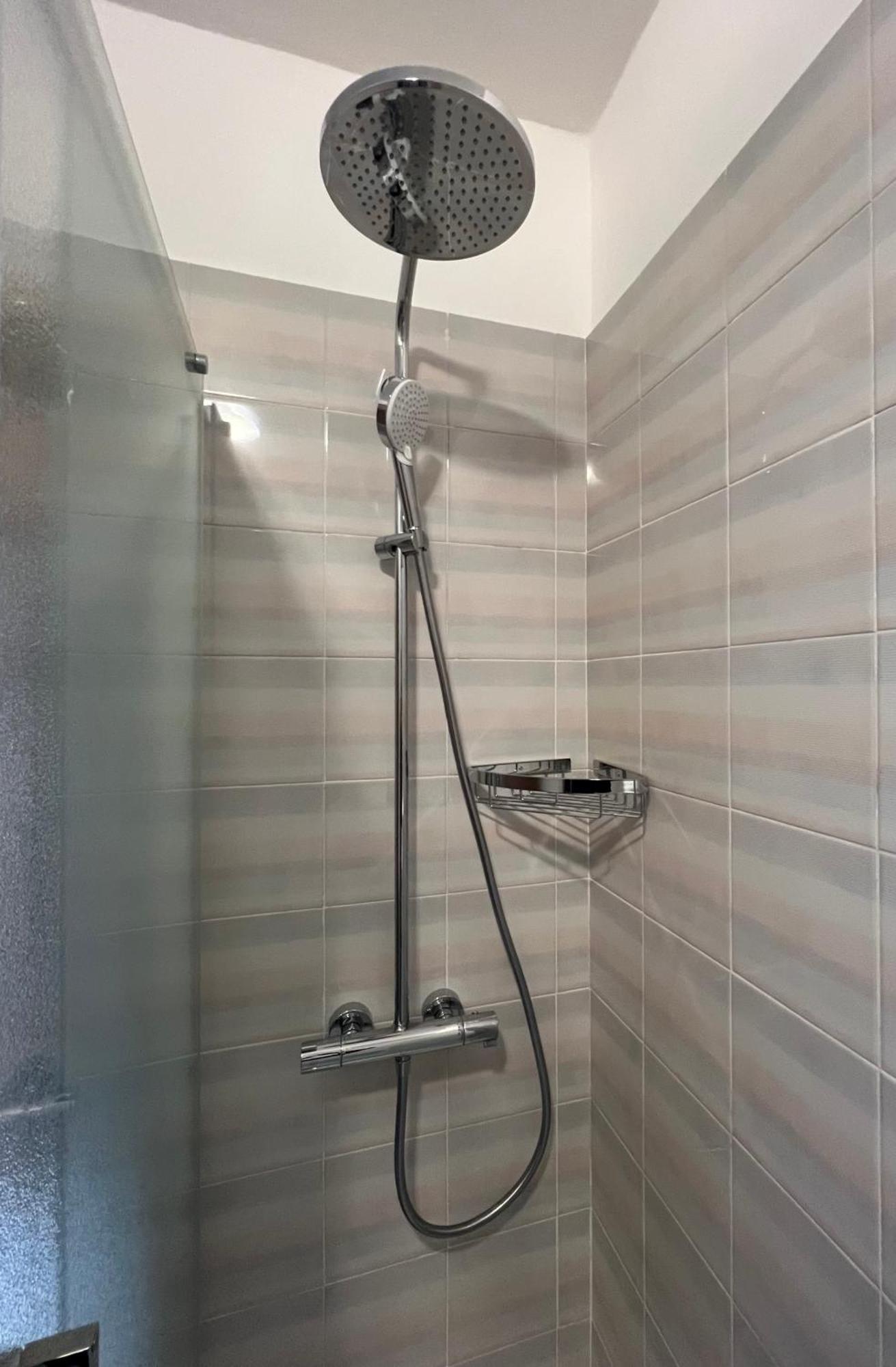 Casa Vacanze Linda Gera Lario Exteriér fotografie